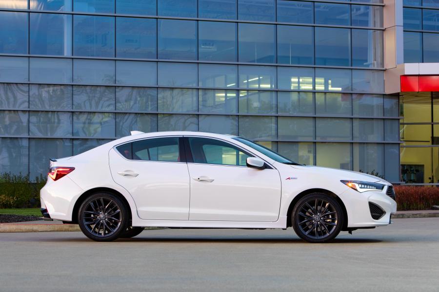 Acura ILX A-Spec 2018 года  (фото 20 из 52)